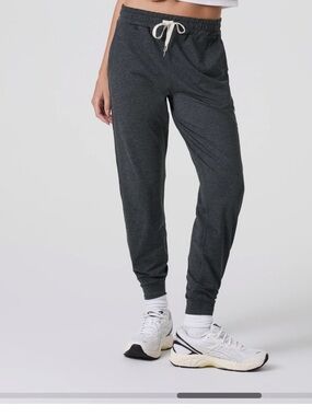 Vuori Charcoal Heather Performance Joggers